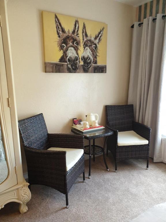 Gortin Glen Guest House - Comfort Driepersoonskamer Met Douche