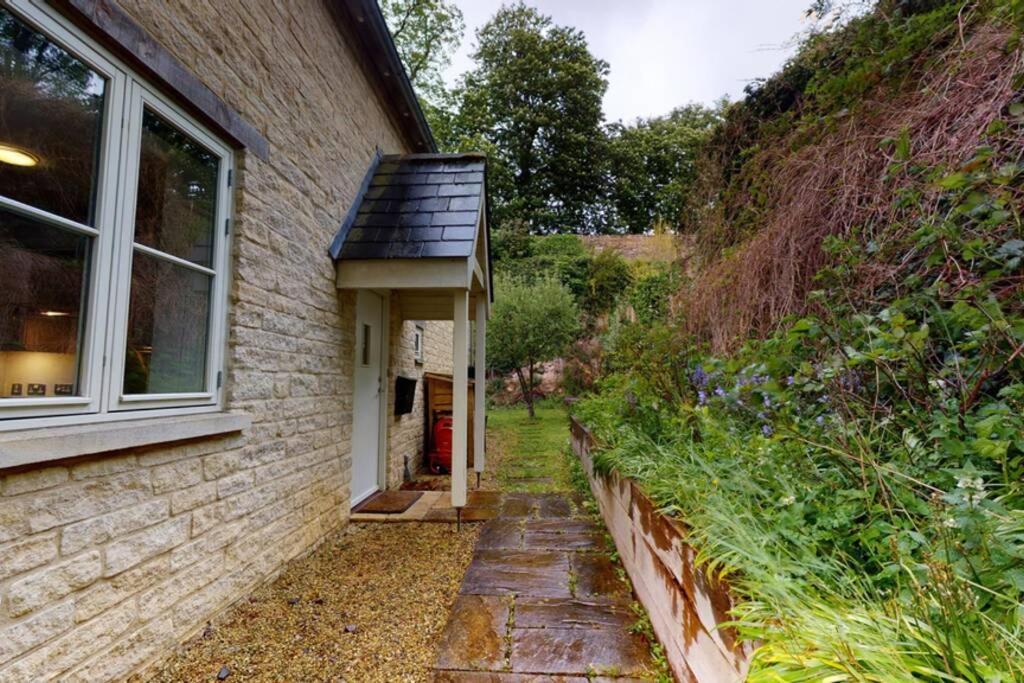 Spacious three bedroom Cotswolds Home-Quarry Cottage