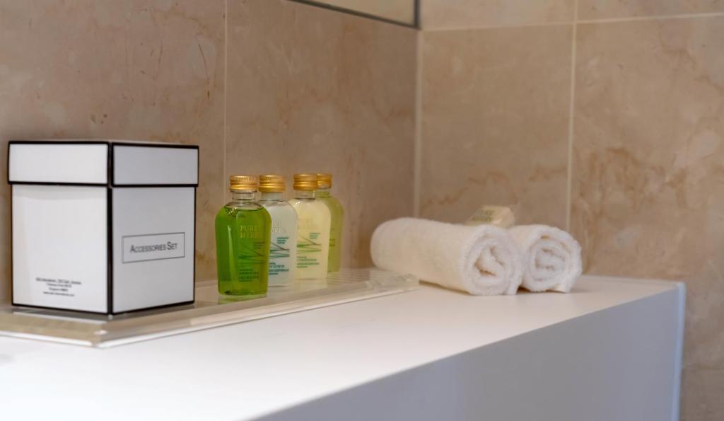 Nash Suites Airport Hotel - Resim 14