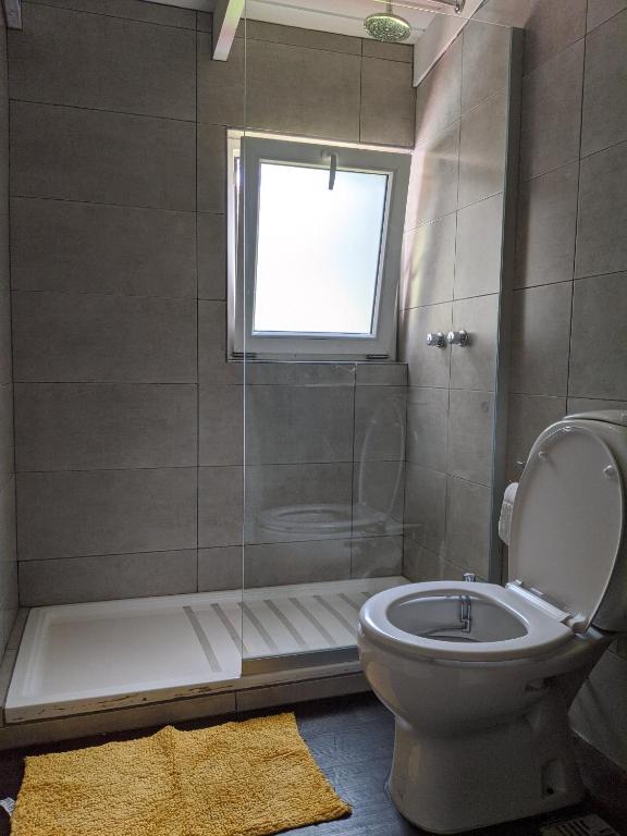 Un baño de INDÓMITO HOSTEL