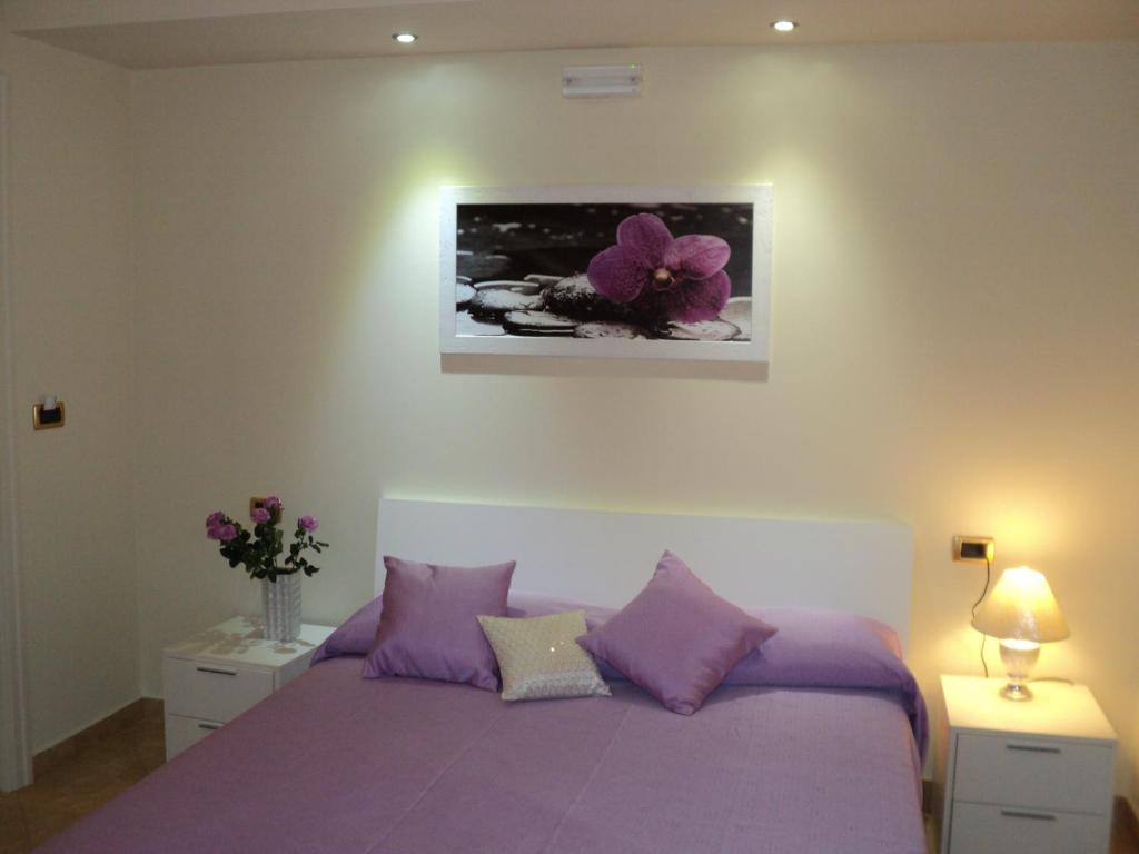 Airport House B&B - 10