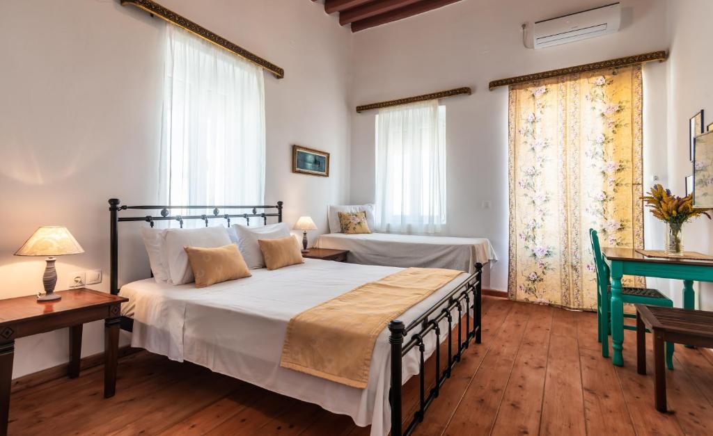 Antigoni's Bay House - Two-Bedroom House