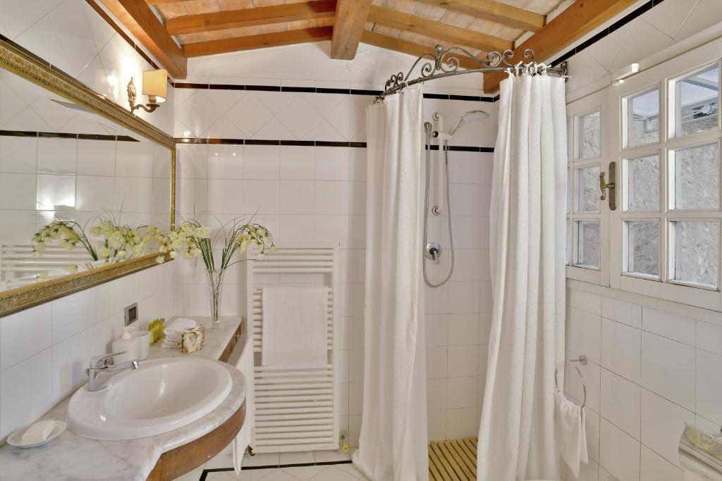 Koupelna v ubytování Villa Carlotta con piscina