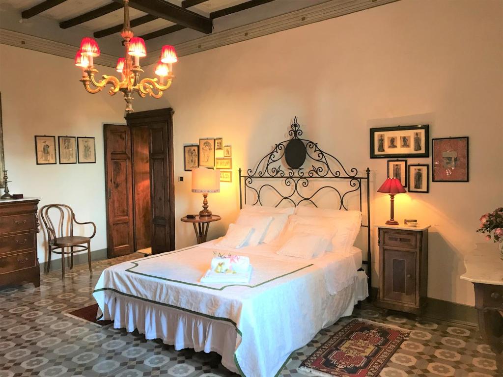 Postel nebo postele na pokoji v ubytování Villa Carlotta con piscina