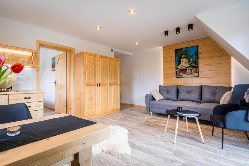 Posedenie v ubytovaní Biały Miś Apartamenty Art & Design