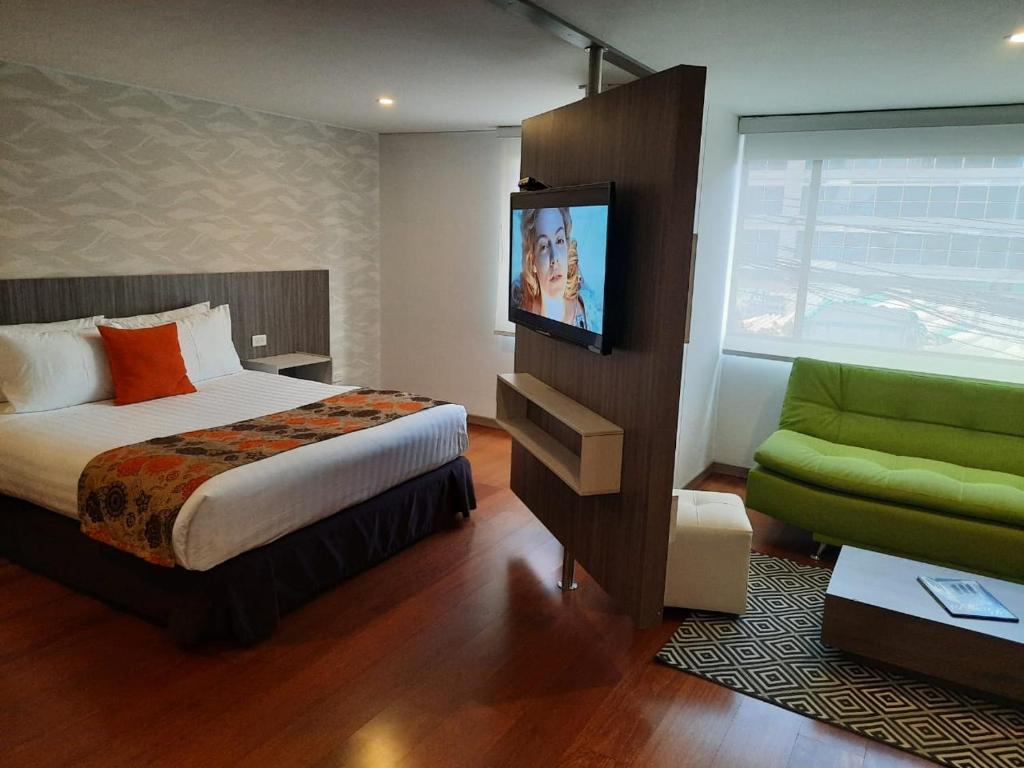 Postel nebo postele na pokoji v ubytování Hotel Confort 80 Zona Rosa