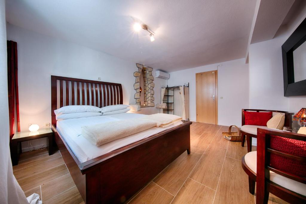 Postel nebo postele na pokoji v ubytování B&B Villa Vis