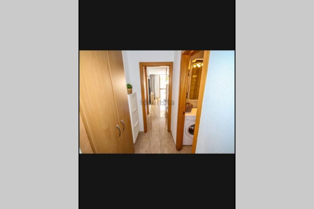 Fotografie z fotogalerie ubytování Yumbo Beach Apartment Perfect location free fast WIFI v destinaci Playa del Ingles