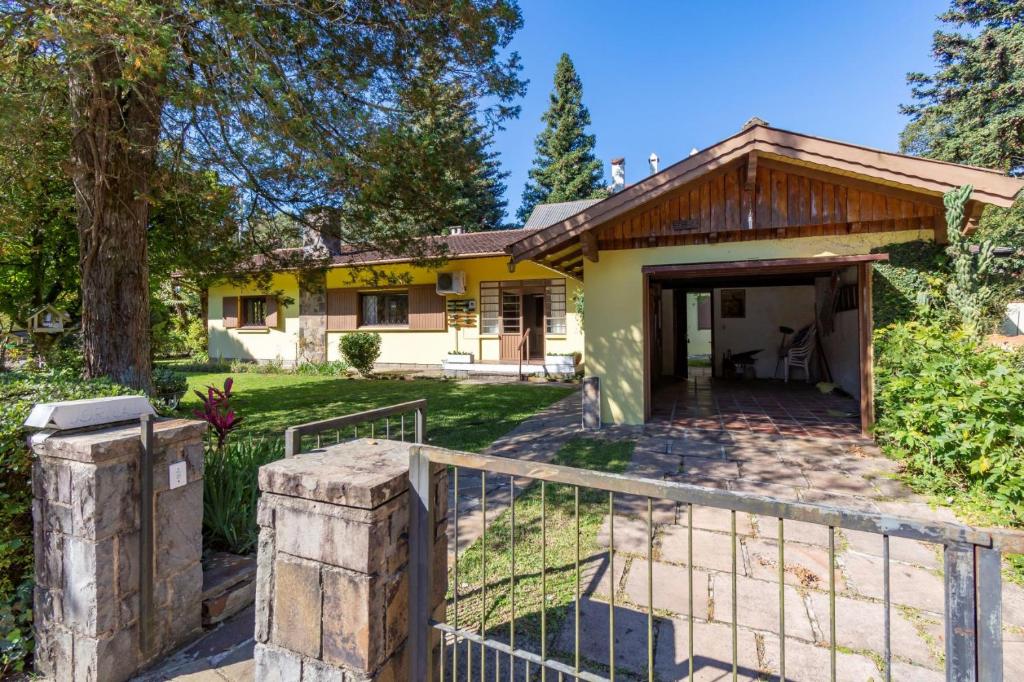 Rosa Casa Planalto Gramado  Rosa Casa Planalto Gramado