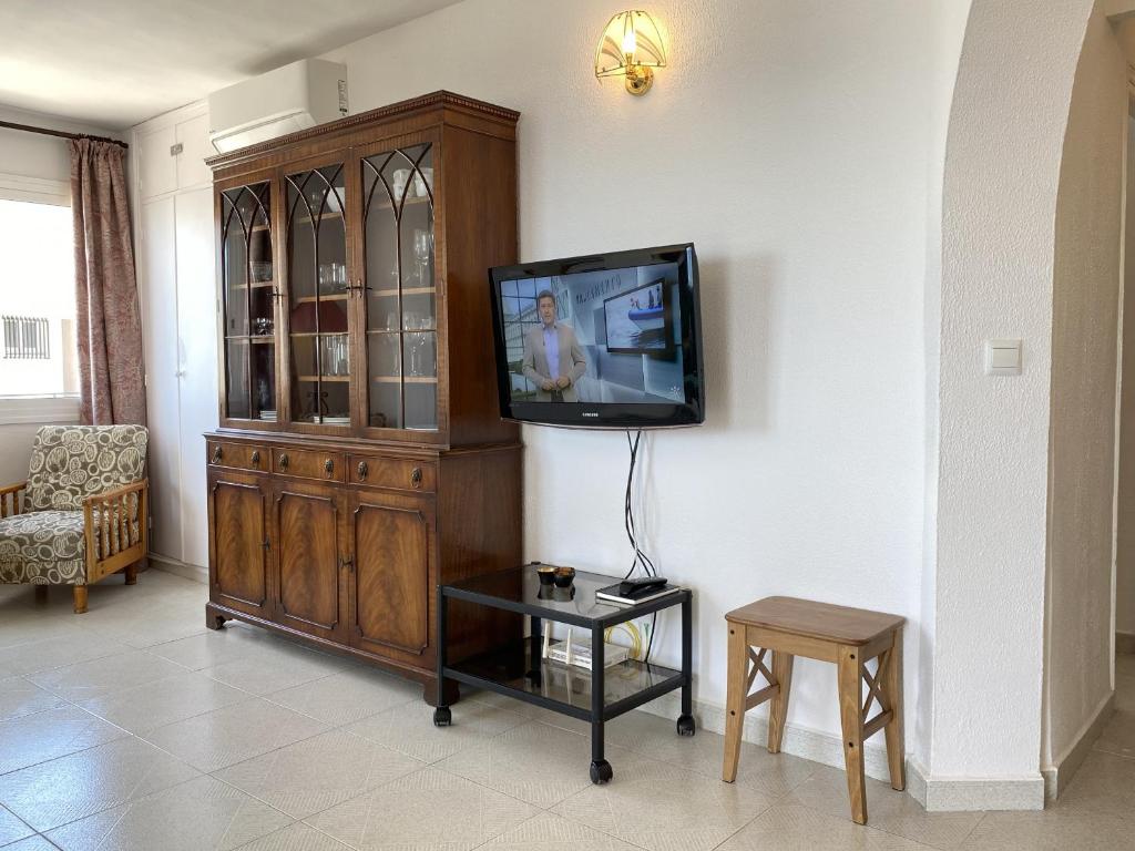 TV a/nebo společenská místnost v ubytování Bahia 46 Apartments Casasol