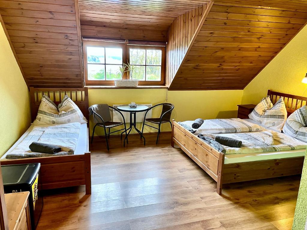 EDER- Penzion & Apartmány - Chambre Triple Confort Avec Douche
