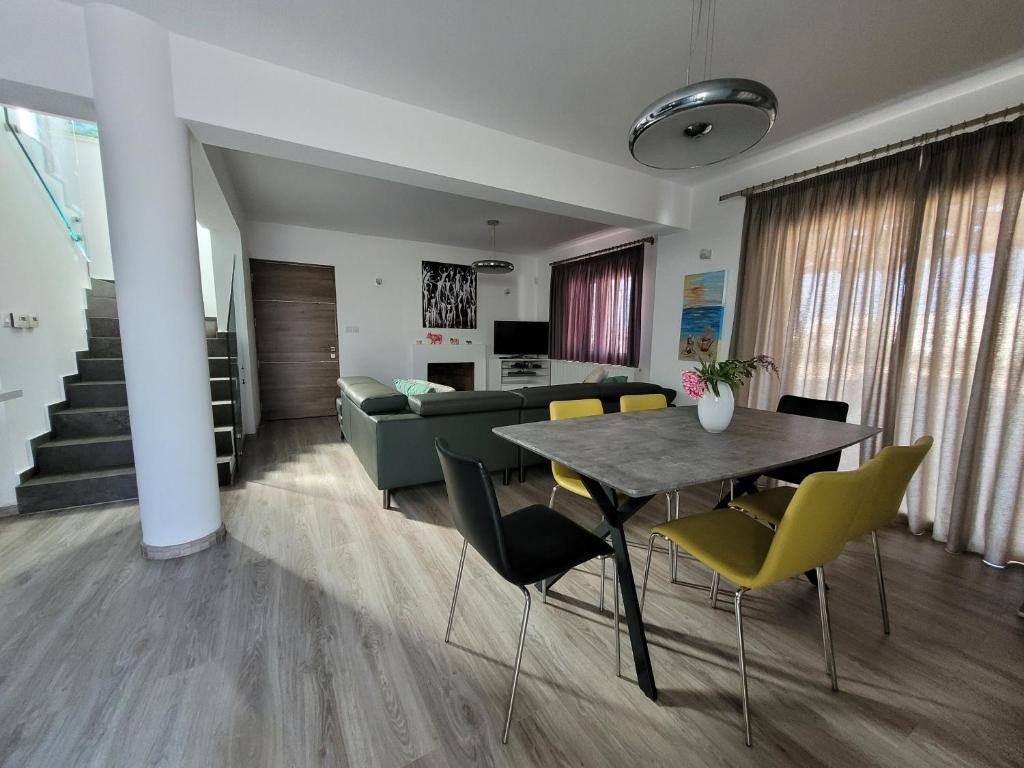 Posezení v ubytování Poros 2 Villa