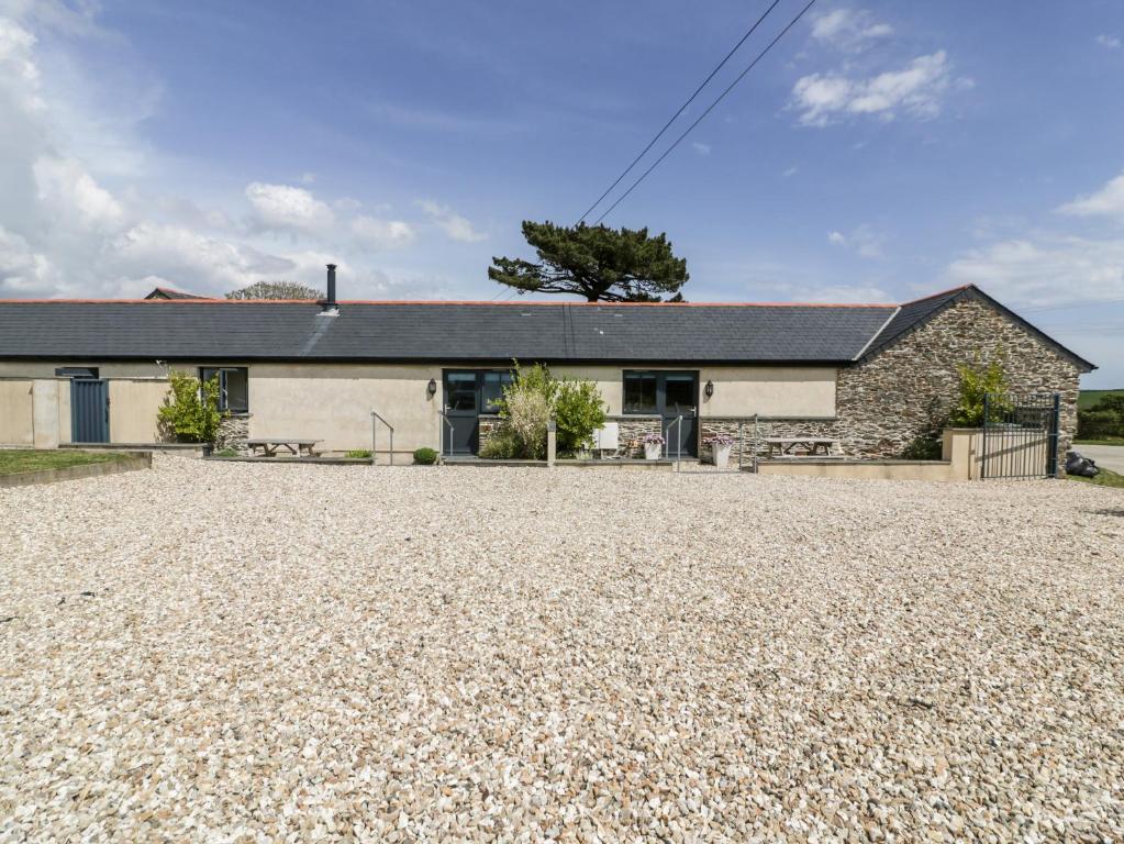 Trevenna Barn, Truro