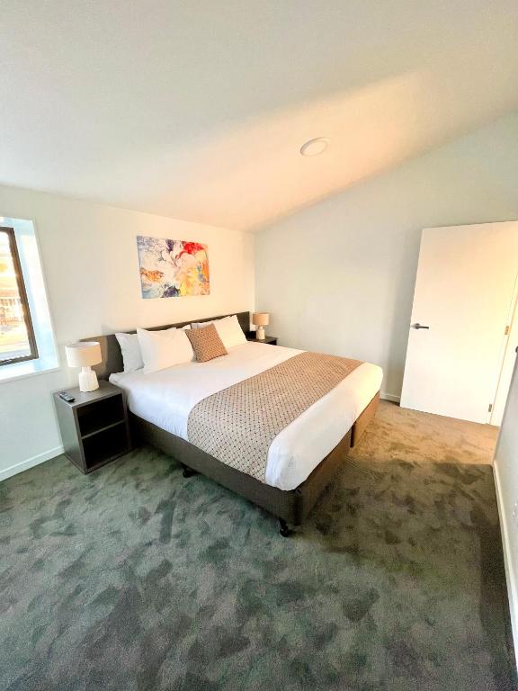 Carnmore Hagley Park - Resim 17