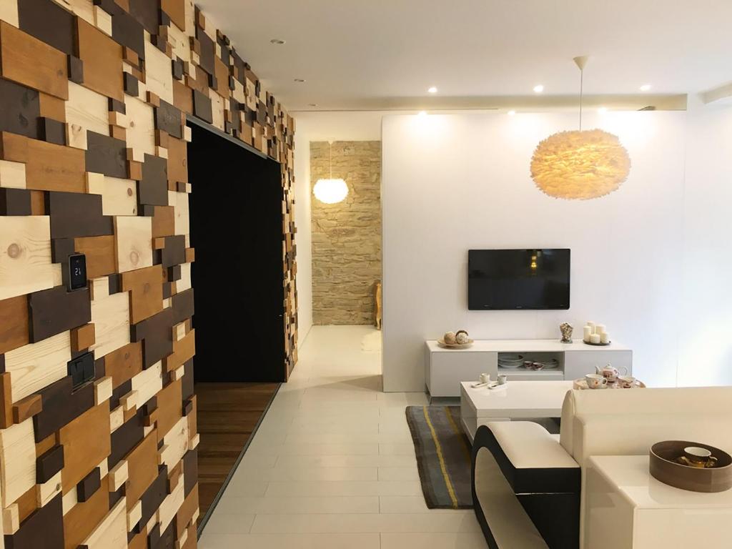 Golden & White Home, Santiago de Compostela – Updated 2022 Prices