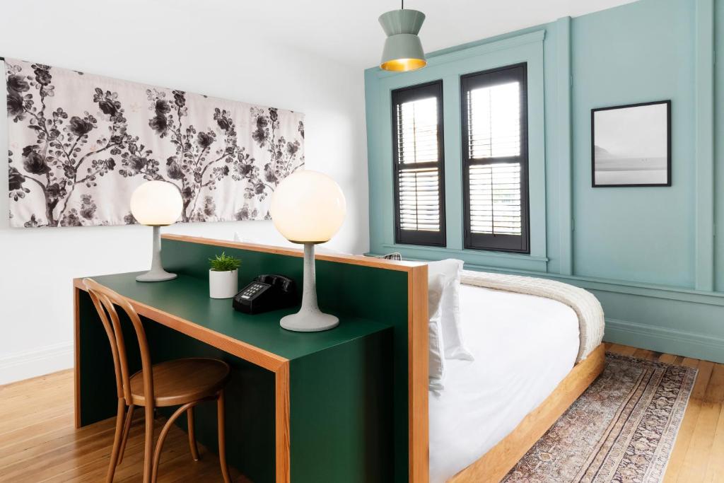 Hotel Grand Stark - Chambre Lit King-Size