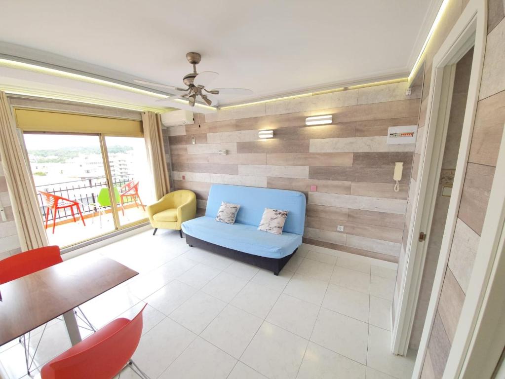 Posezení v ubytování Apartamento en Salou con las vistas al Port Aventura