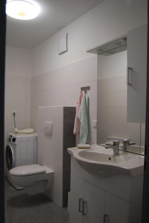 Kúpeľňa v ubytovaní Ferienwohnung Polzer