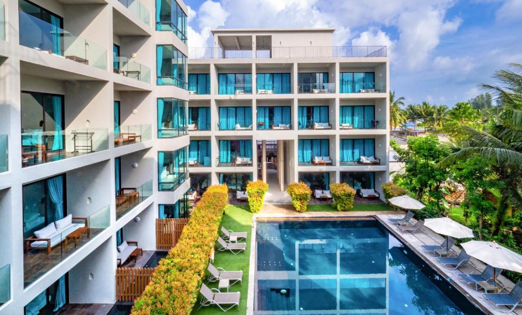 Bazén v ubytování The Waters Khao Lak by Katathani - SHA Extra Plus nebo v jeho okolí