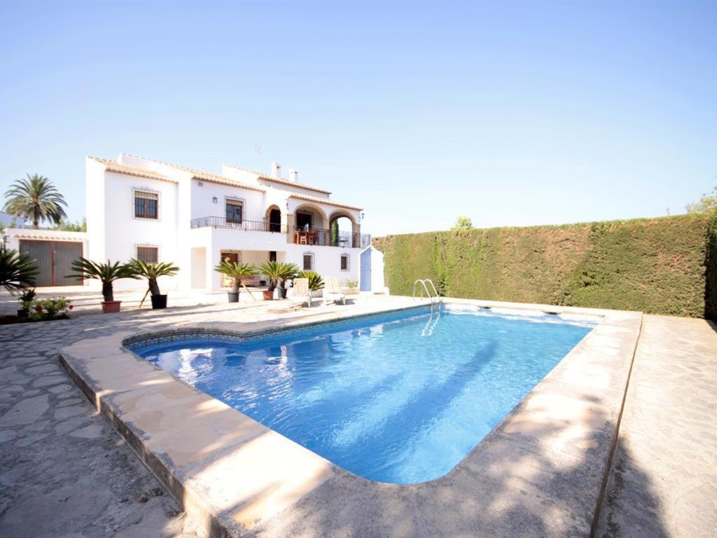 Villa- Ximo