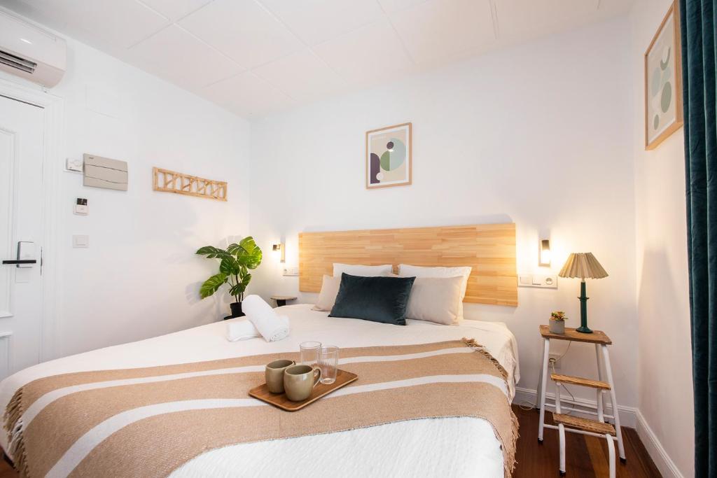 Posteľ alebo postele v izbe v ubytovaní Marisol - Self Check-In Guesthouse - Adults only