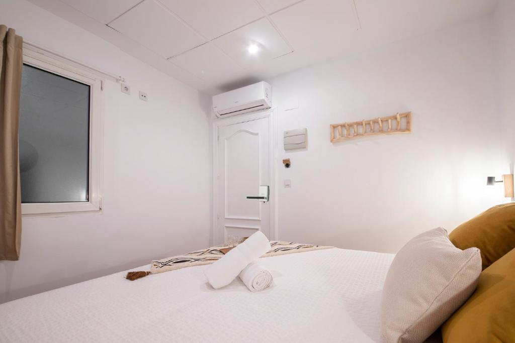 Posteľ alebo postele v izbe v ubytovaní Marisol - Self Check-In Guesthouse - Adults only