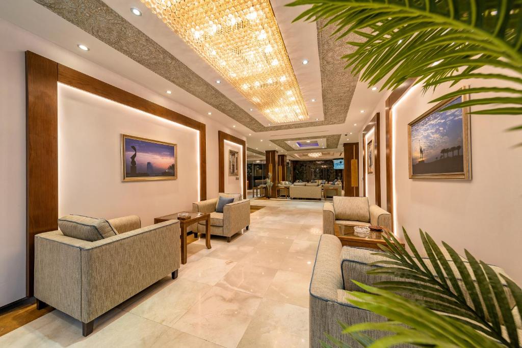 הלובי או אזור הקבלה ב-Red Sea Seasons Hotel Suites