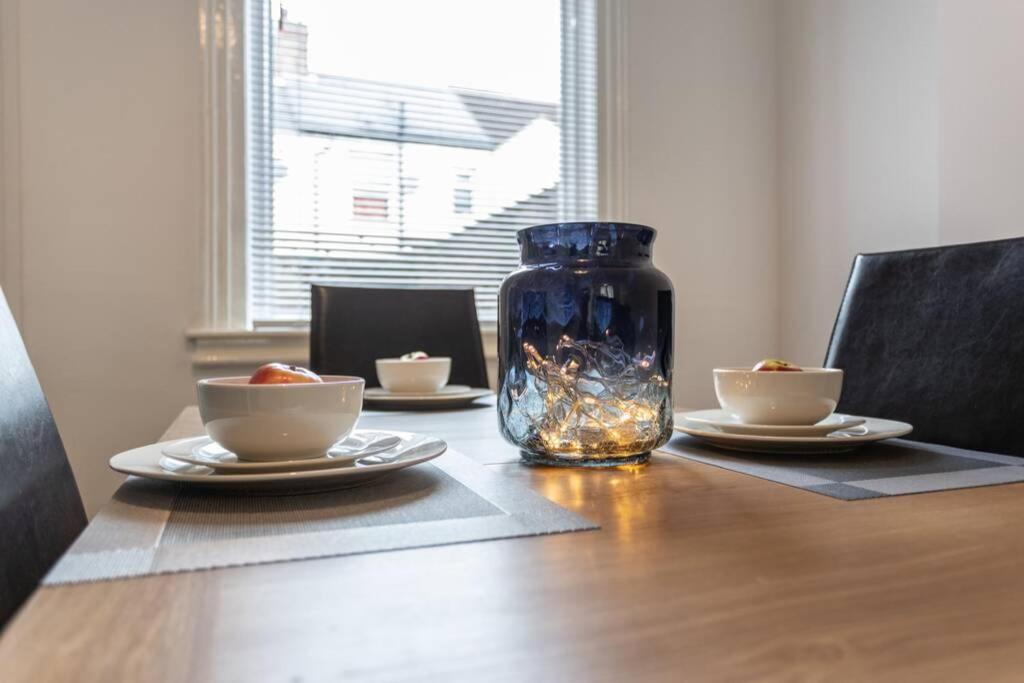 Winston House Stockton Central Workstays UK