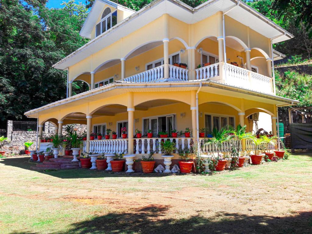 Zahrada ubytování SeyBreeze Villa