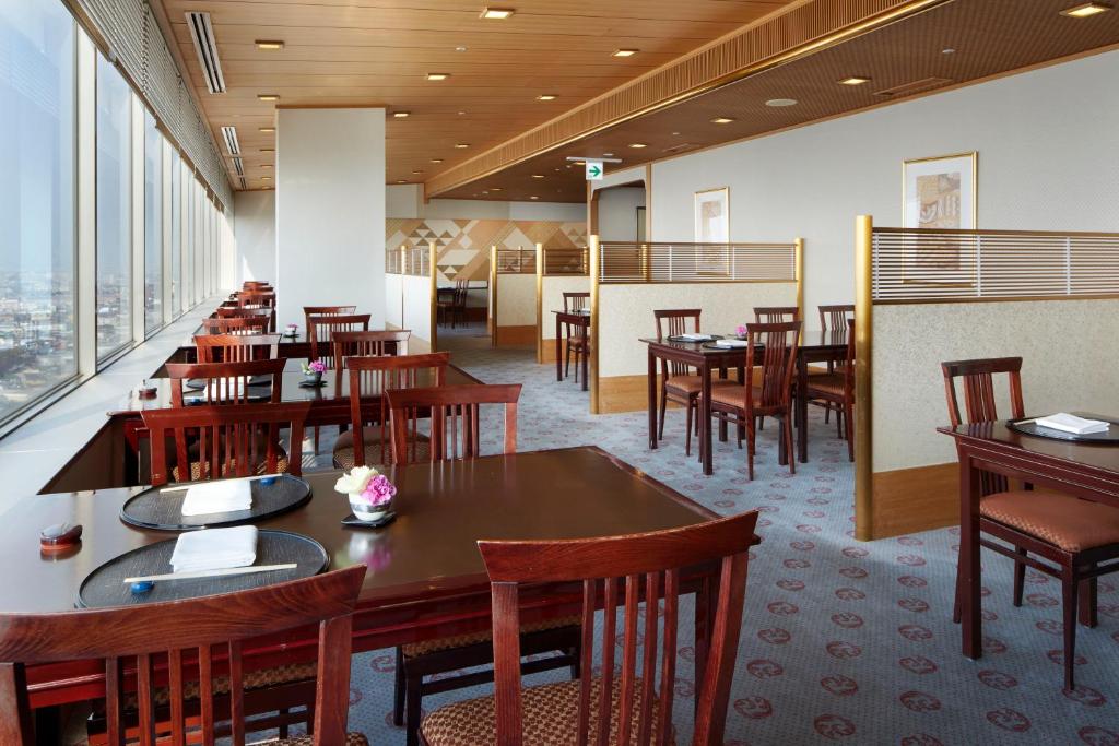 Restaurace v ubytování Hotel Agora Regency Osaka Sakai