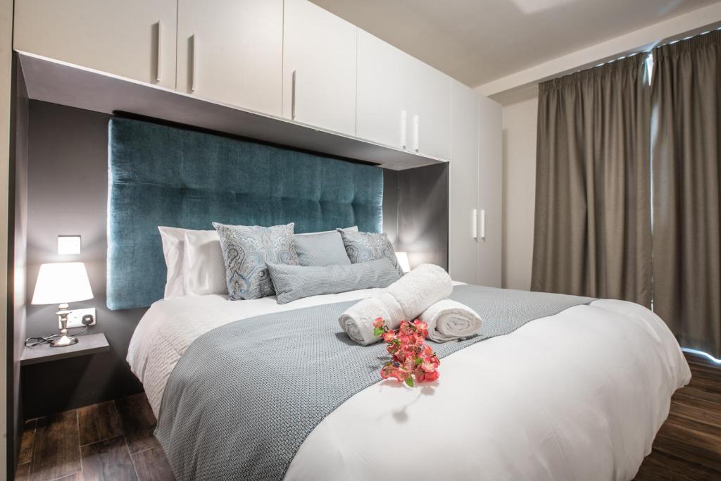 Electra Residence - Luxury Central Beachview Apartment - 10