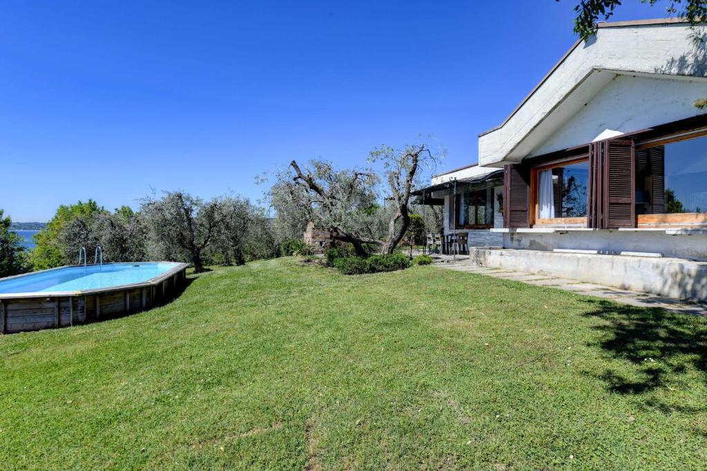 Vonkajšia záhrada v ubytovaní Casa Raffaella -Ciao Vacanze-