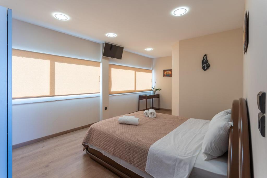 Modular Bungalows With Heated Pool Artemis Greece - 5