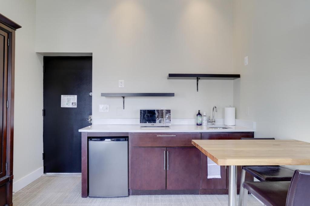 Sojourn at DuPont Place