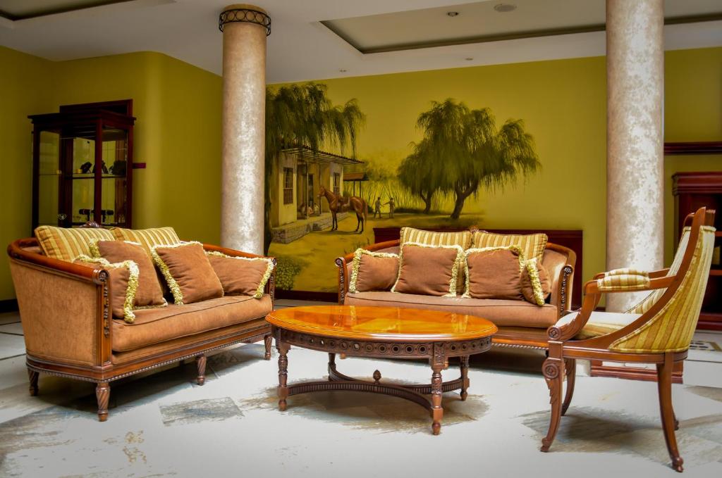 Grand Victoria Boutique Hotel