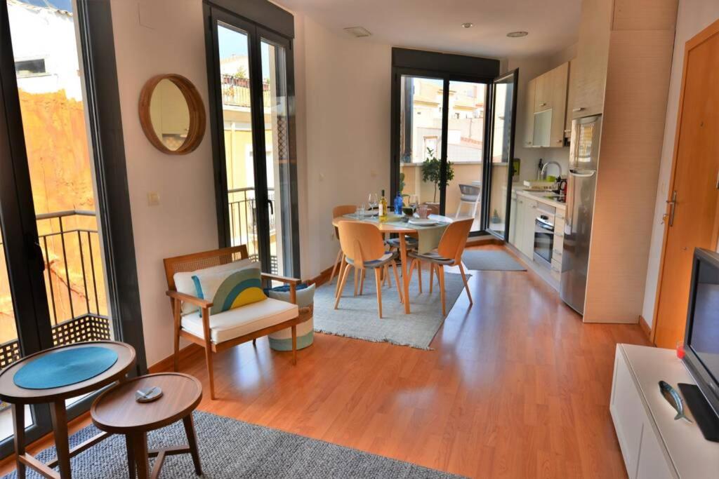 Kuchyň nebo kuchyňský kout v ubytování Penthouse in old city center by NRAS