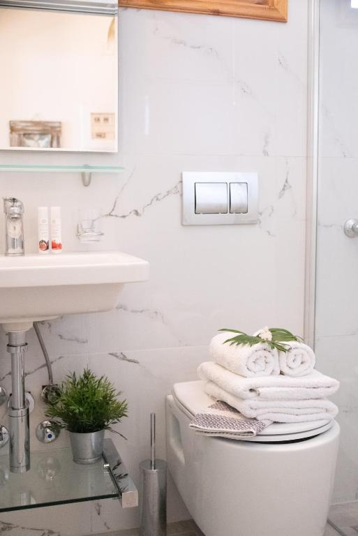 Krioneri Beach Studios - 7