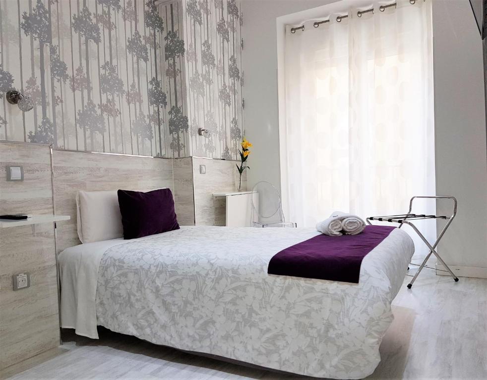 Hostal Met Madrid - 5