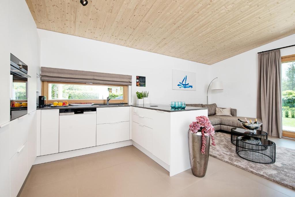 Kuchyň nebo kuchyňský kout v ubytování Apartment Velden - 24 Home im Zentrum