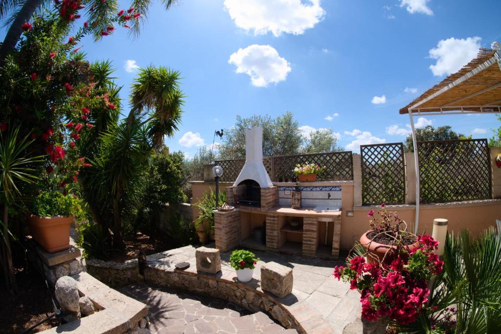 A garden outside Li Carlucci