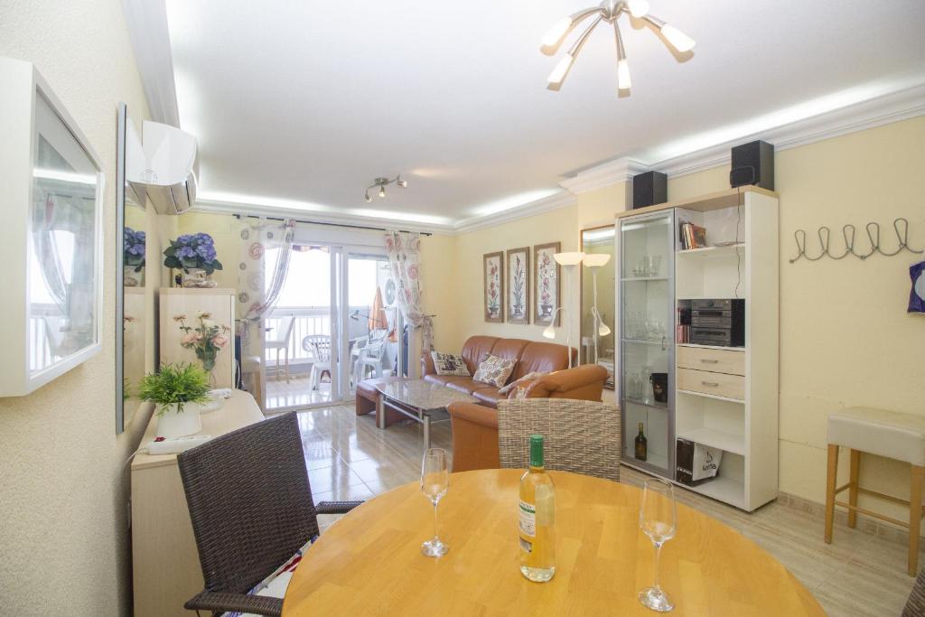 A kitchen or kitchenette at Spanish Connection - Seychelles