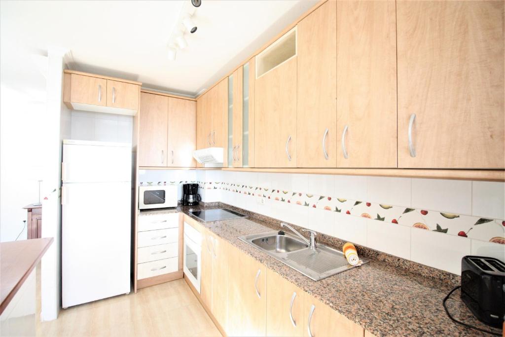A kitchen or kitchenette at Spanish Connection - Seychelles