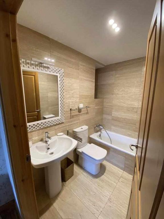 Camino del Norte, Poveña – Updated 2022 Prices