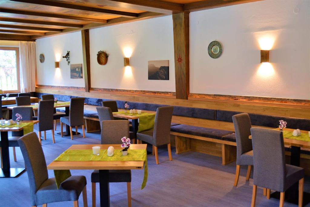 Posezení v ubytování Hotel Aurach