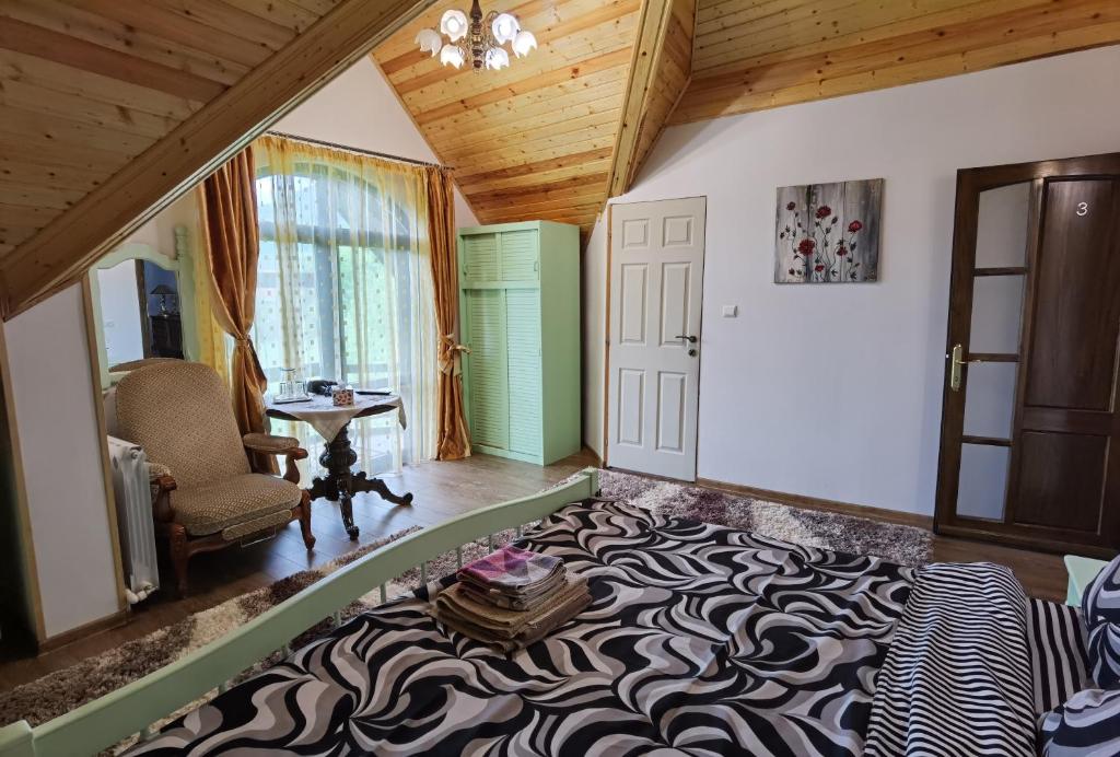 Conacul Caterinei - Sala Familiar Con Balcón