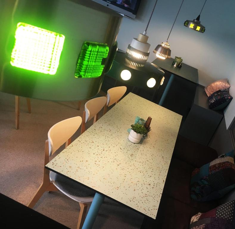 HOTEL N Hostel Malmö City - Resim 9