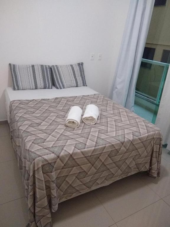  Apt BEIRA MAR COM PISCINA ATÉ 10 PESSOAS