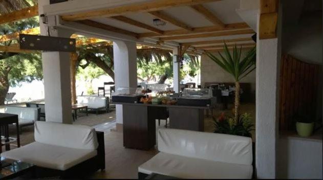 Posedenie v ubytovaní Studio Apartment in Duce with Sea View, Balcony, Air Conditioning, Wi-Fi (3425-4)
