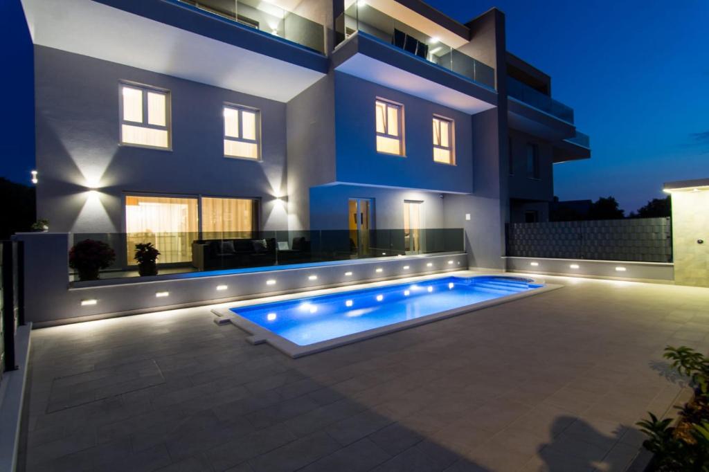 Luxury Sunset Residences - Okrug Gornji