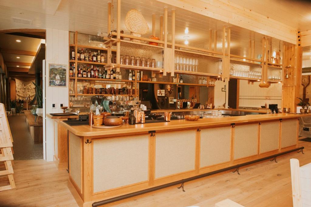 Hotel Zed Tofino photo